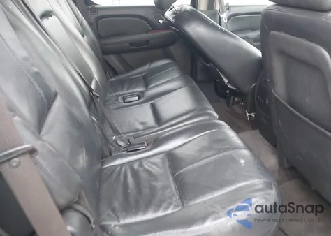 2010 Chevrolet Tahoe Lt из США, поврежденный, VIN 1GNUCBE0XAR193808